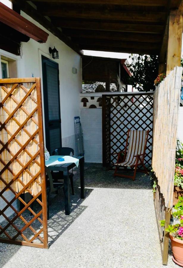 B&B Vento Del Mare San Pietro in Bevagna Luaran gambar