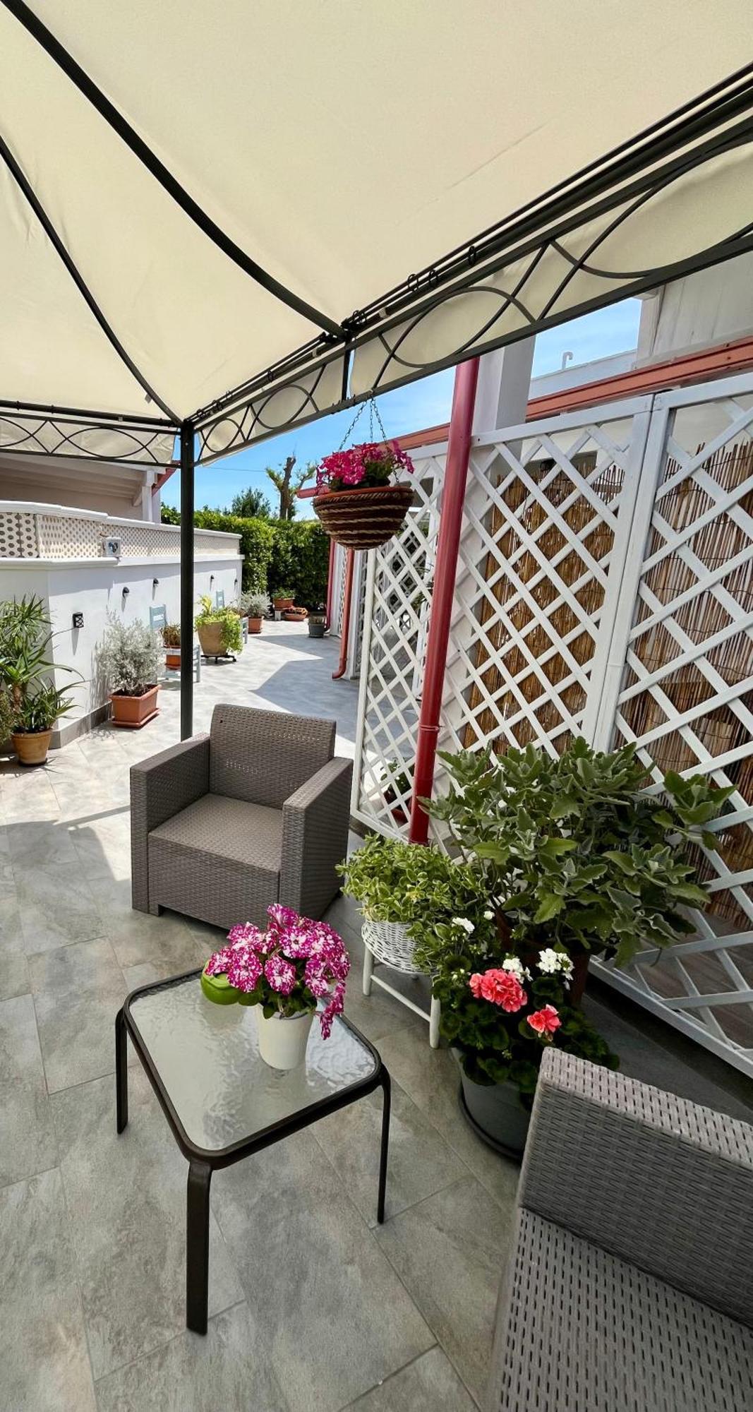 B&B Vento Del Mare San Pietro in Bevagna Luaran gambar
