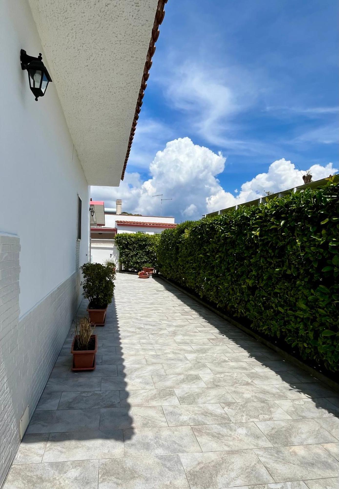 B&B Vento Del Mare San Pietro in Bevagna Luaran gambar