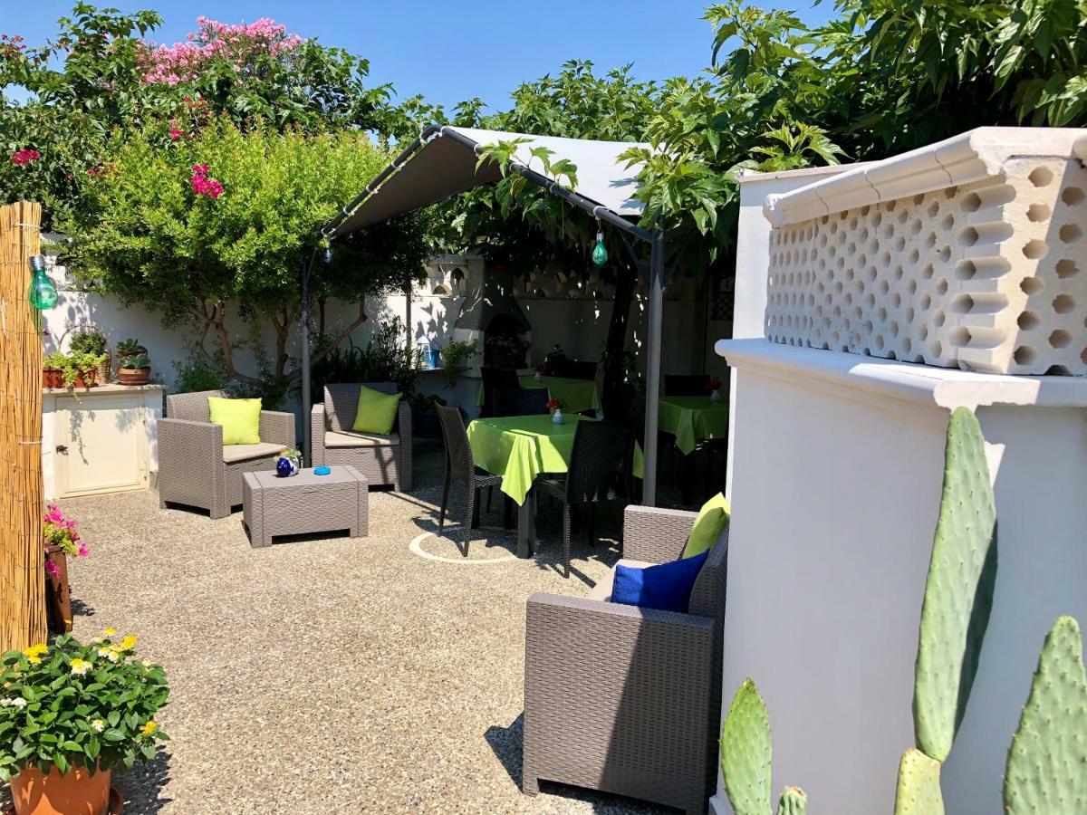 B&B Vento Del Mare San Pietro in Bevagna Luaran gambar